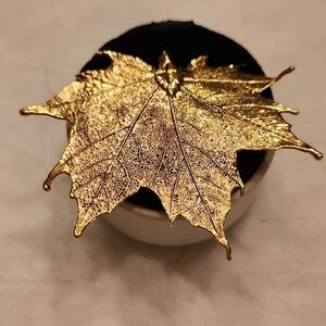 24K Gold Maple Leaf Pendant